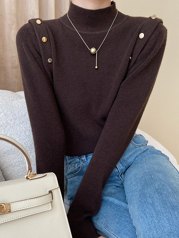 Well Tailored Sweater with a Graceful Silhouette