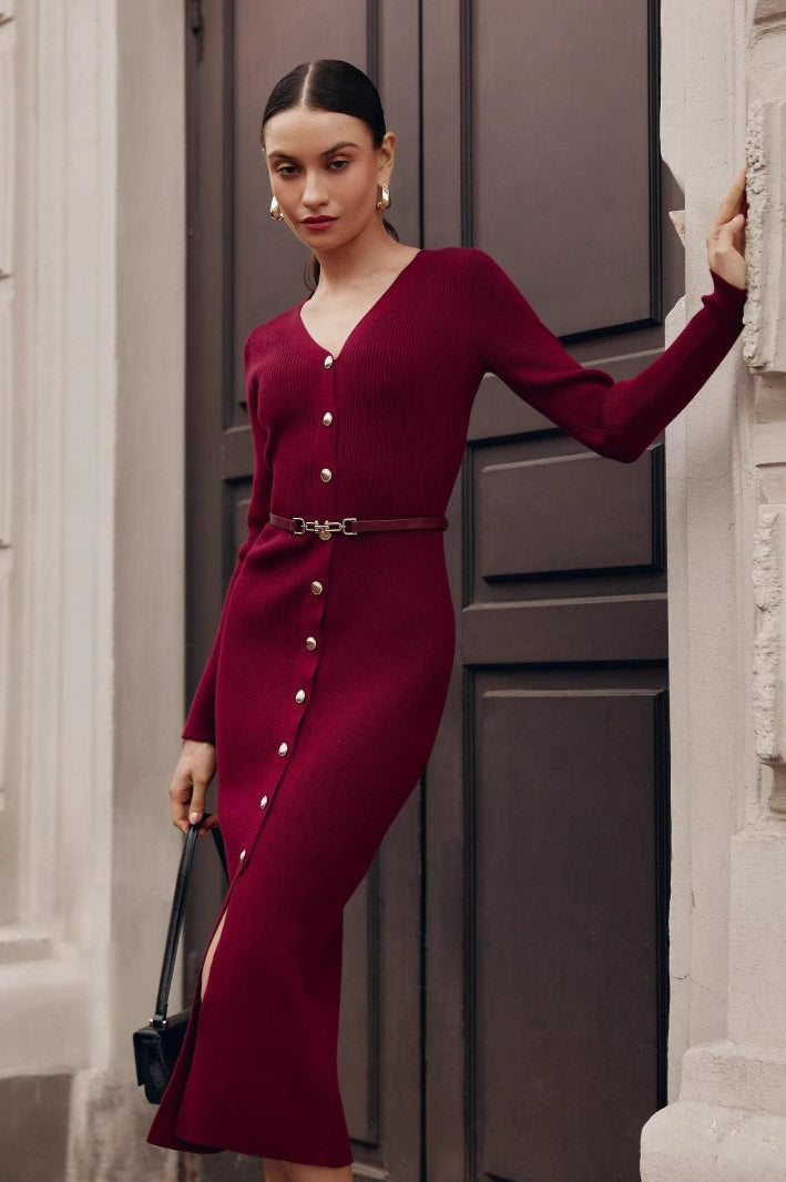 Beautifully Finished Sweater in a Timeless Design
