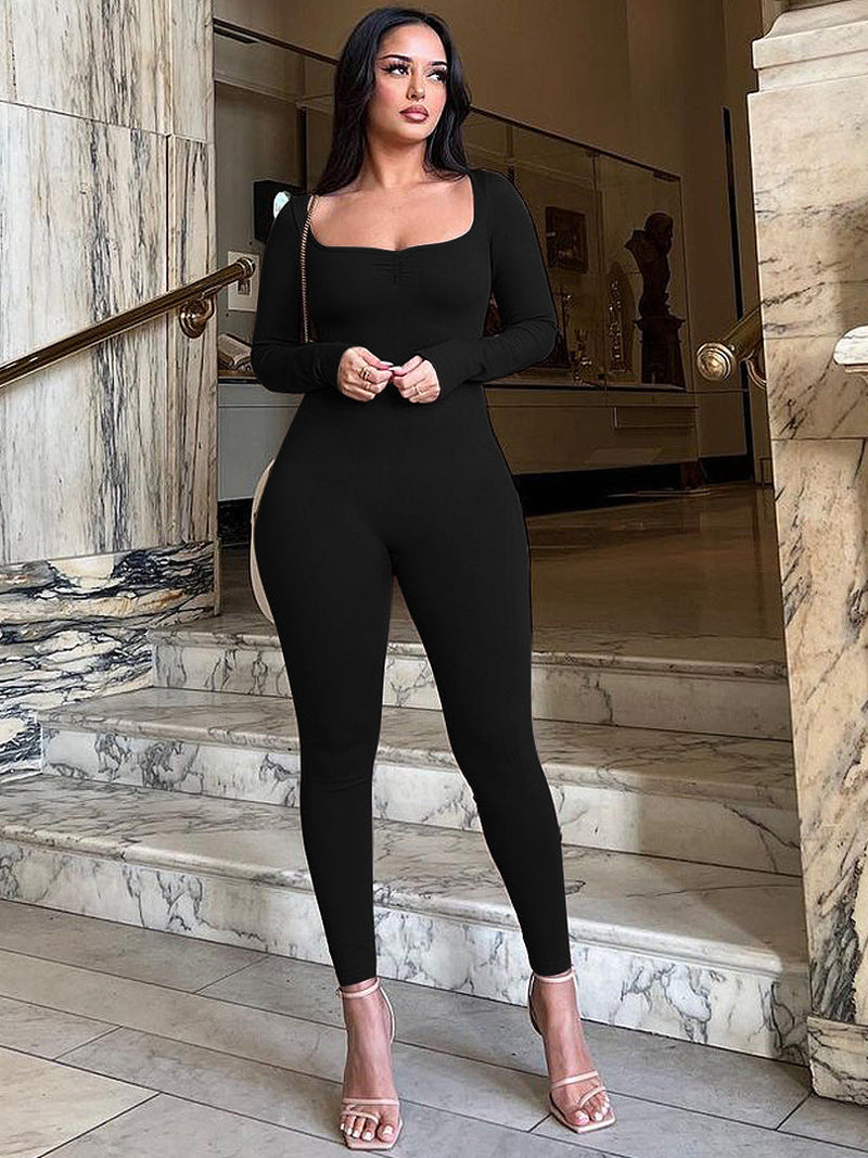 Well Tailored Garment with a Graceful Silhouette