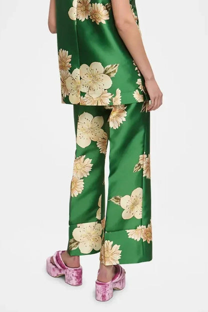 Polished Pants with an Effortless Classic Look