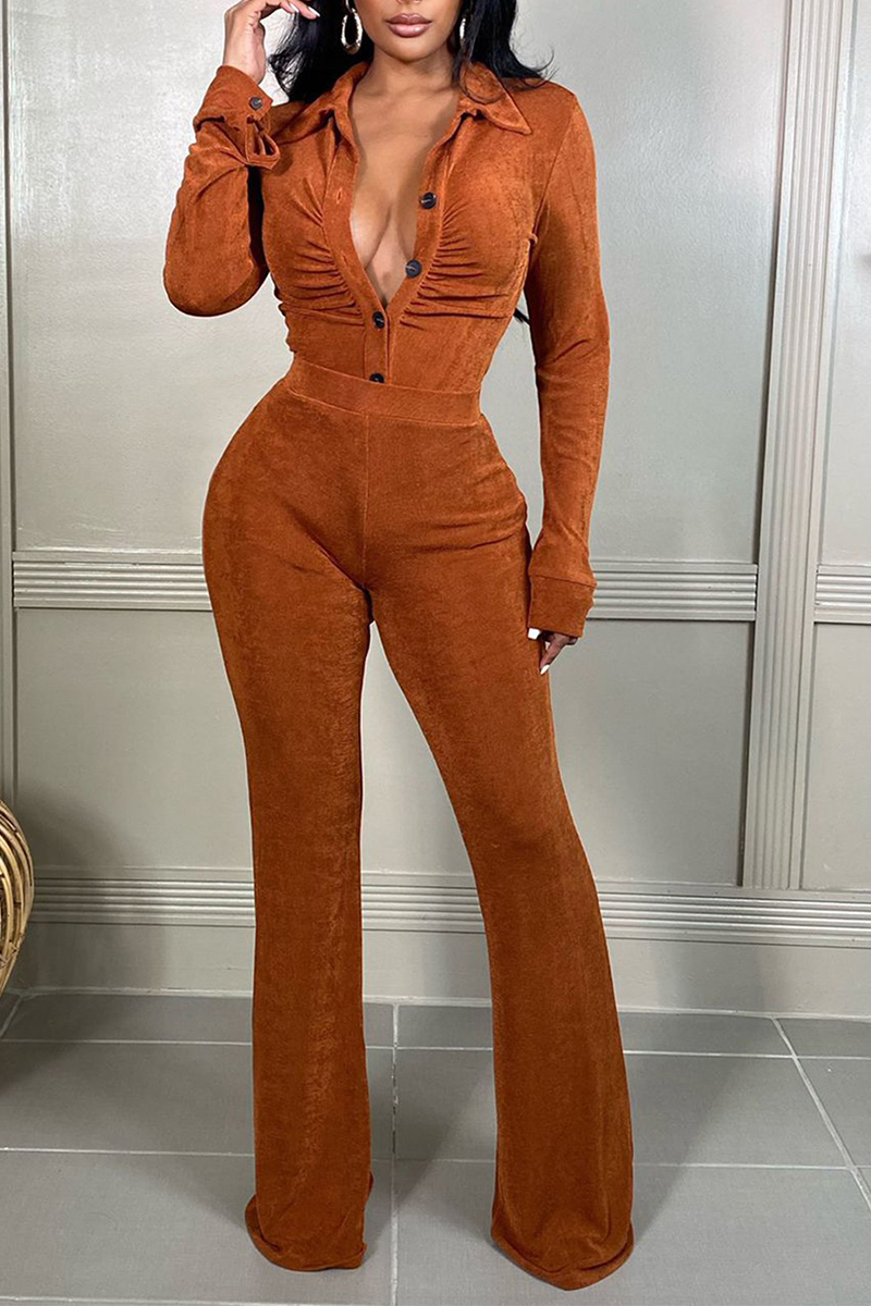 Well Tailored Garment with a Graceful Silhouette