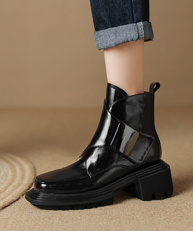 Beautifully Finished Boots in a Timeless Design