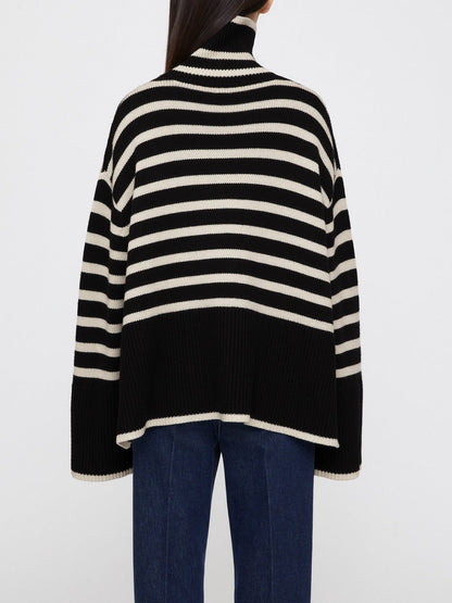 Beautifully Crafted Sweater in a Classic Style