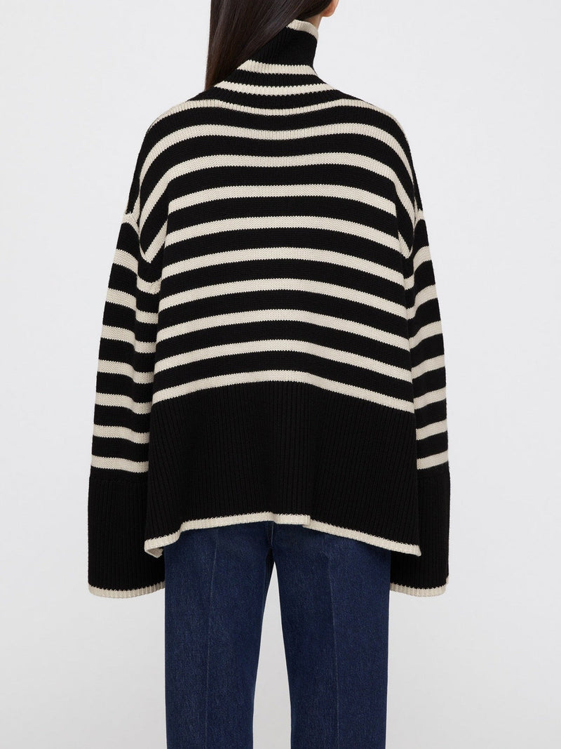 Beautifully Crafted Sweater in a Classic Style