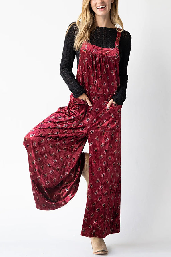 Gracefully Styled Garment for Any Occasion