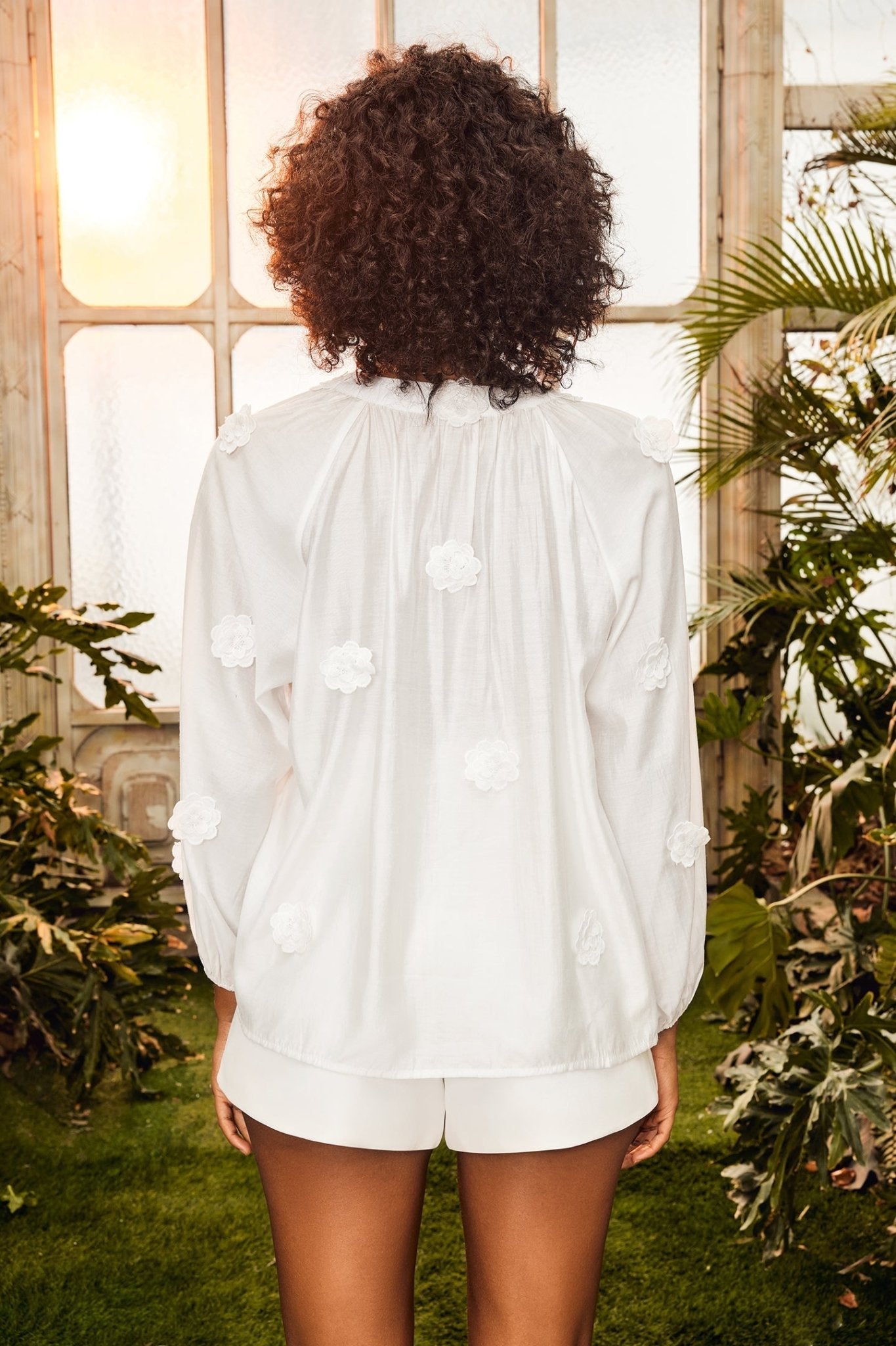 Classic Vintage Blouse with a Flattering Fit