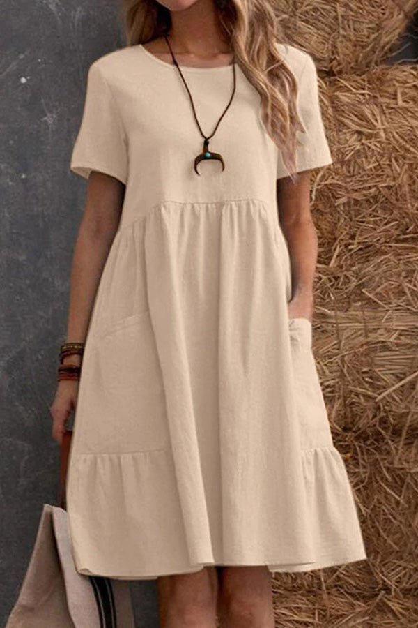 Classic Vintage Dress with a Flattering Fit