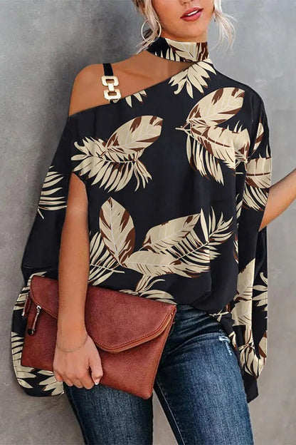 Well Tailored Top with a Graceful Silhouette