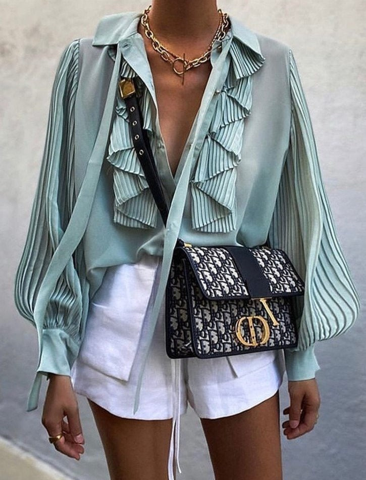 Beautifully Crafted Blouse in a Classic Style