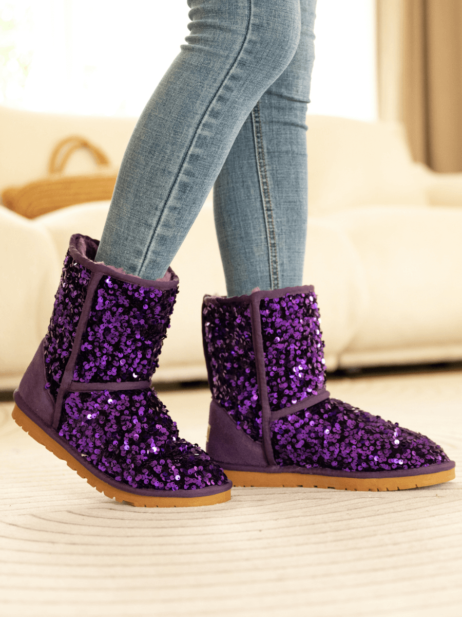 Well Tailored Boots with a Graceful Silhouette