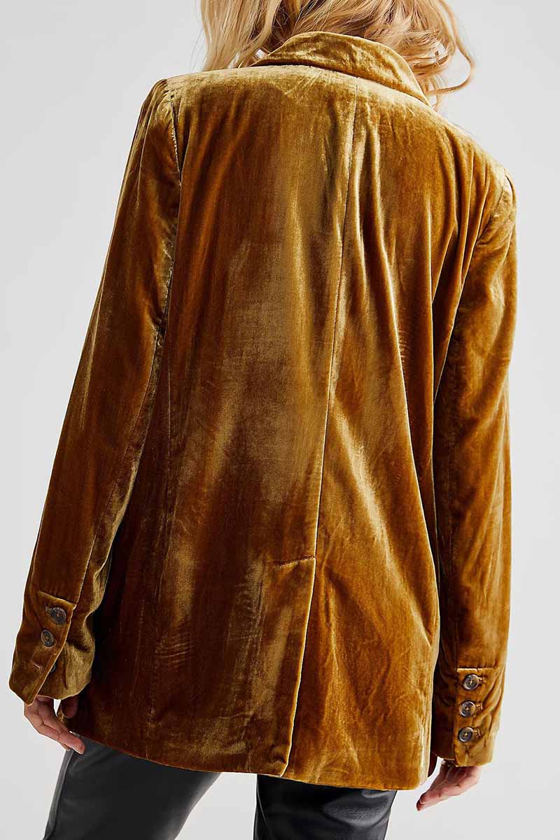 Beautifully Crafted Garment in a Classic Style