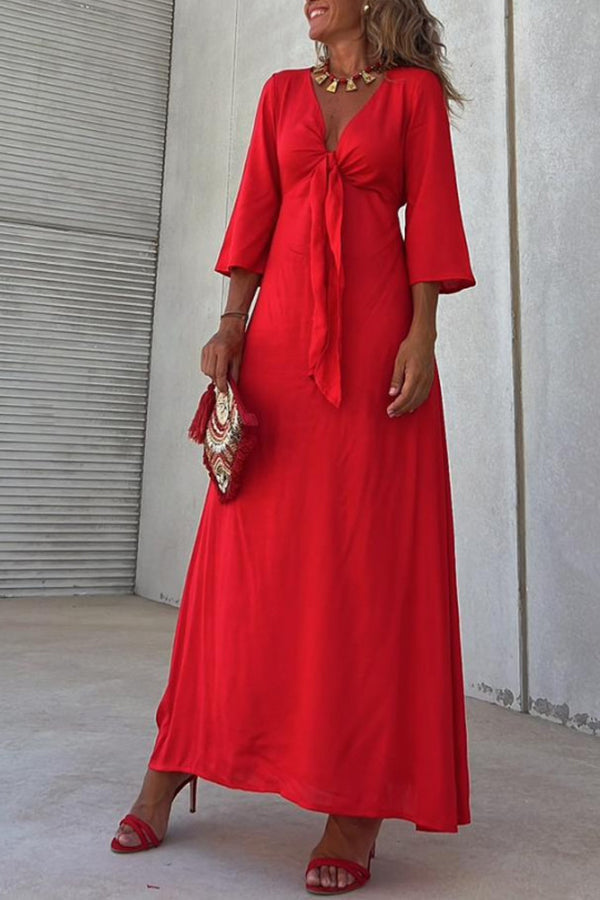 Well Tailored Dress with a Graceful Silhouette