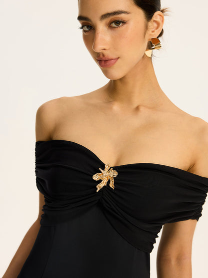 Gracefully Styled Dress for Any Occasion