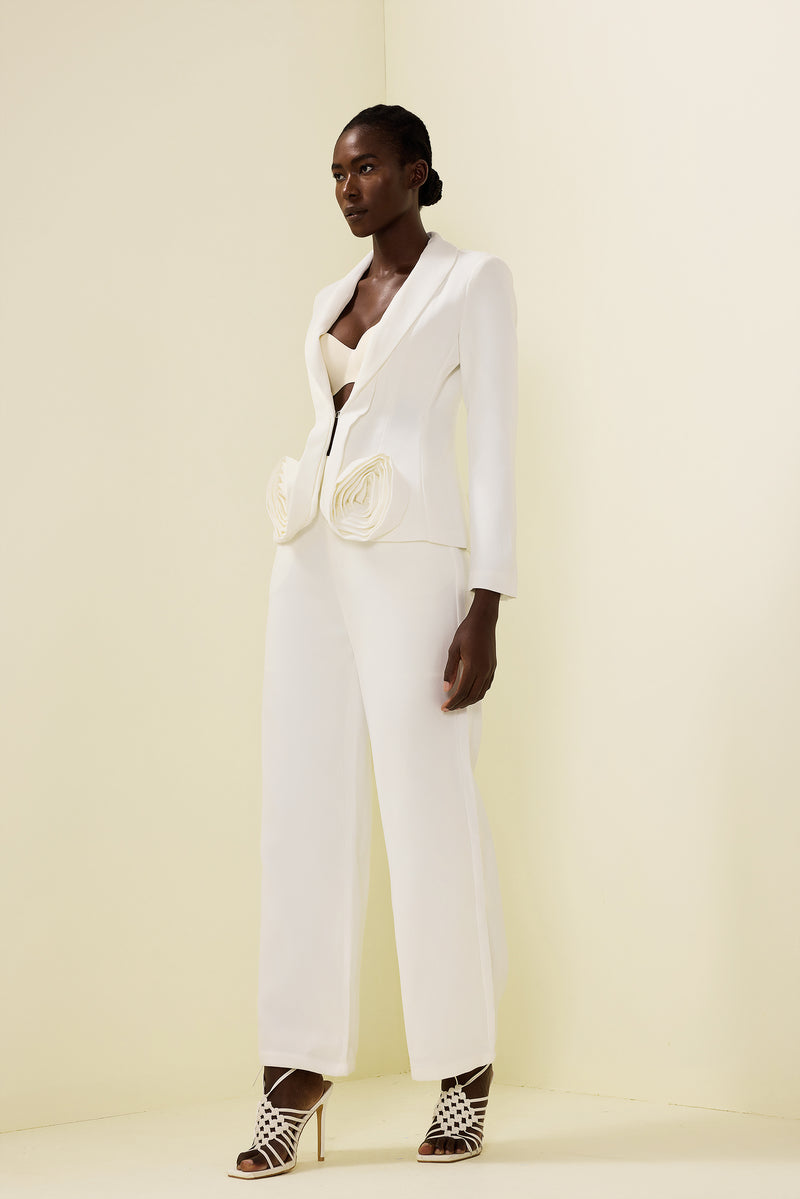 Polished Pants with an Effortless Classic Look