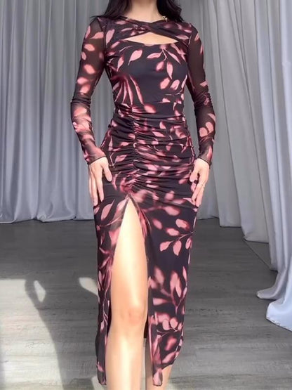 Effortlessly Elegant Dress with a Timeless Design
