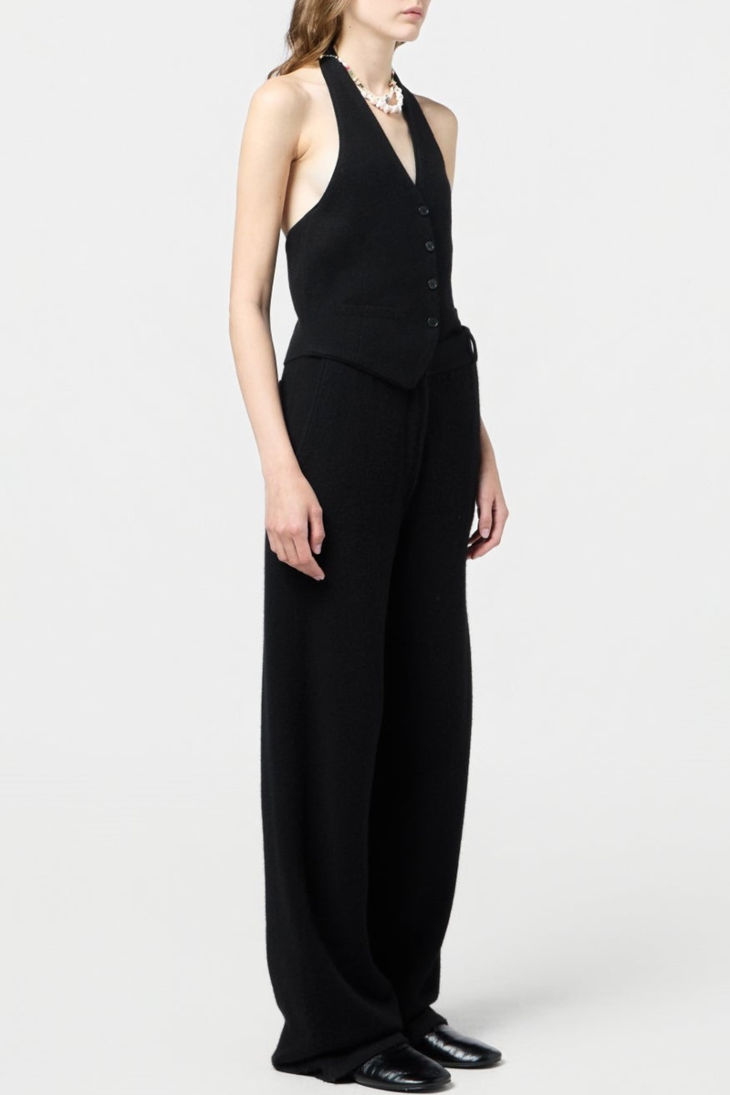 Classic Vintage Trousers with a Flattering Fit