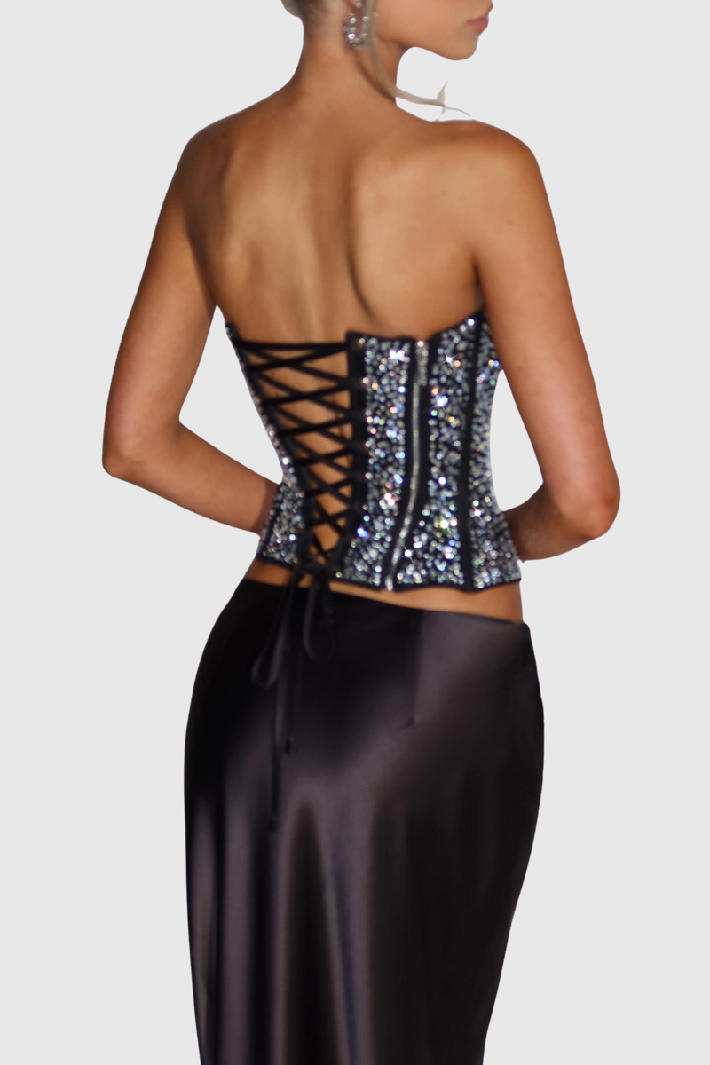 Classic Vintage Garment with a Flattering Fit