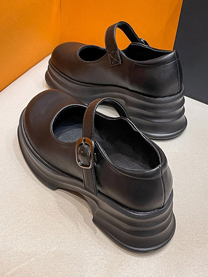 A Vintage Style Shoes with Delicate Timeless Details