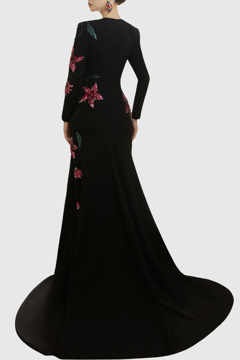 Effortlessly Elegant Dress with a Timeless Design