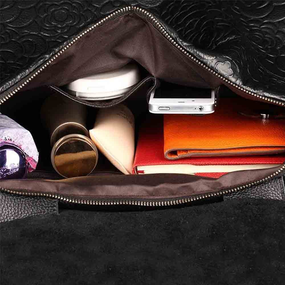 Well Tailored Bag with a Graceful Silhouette