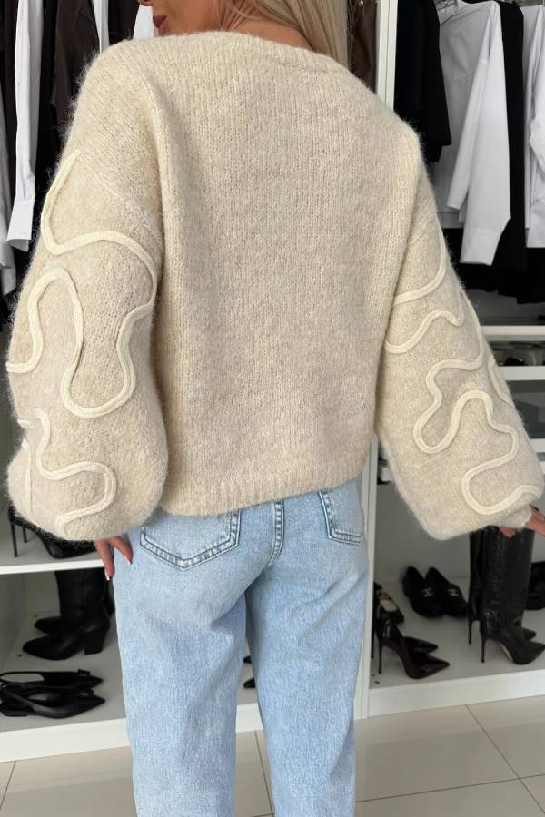 Classic Vintage & Enduringly Stylish Sweater