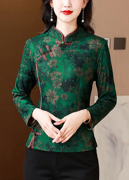 Sophisticated Shirt with a Clean Classic Look