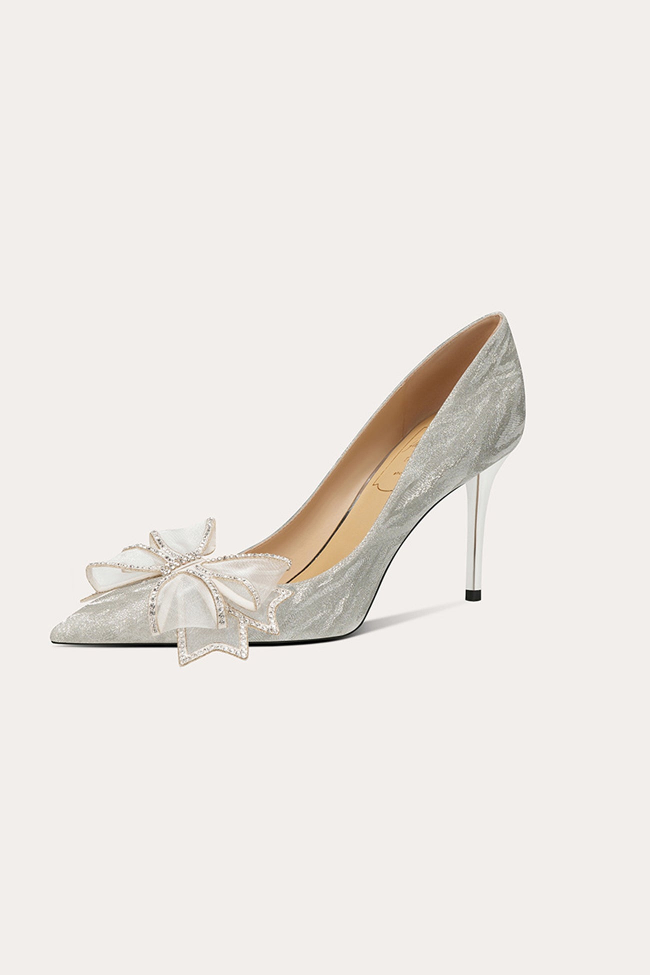 A Vintage Style Heels with Delicate Timeless Details