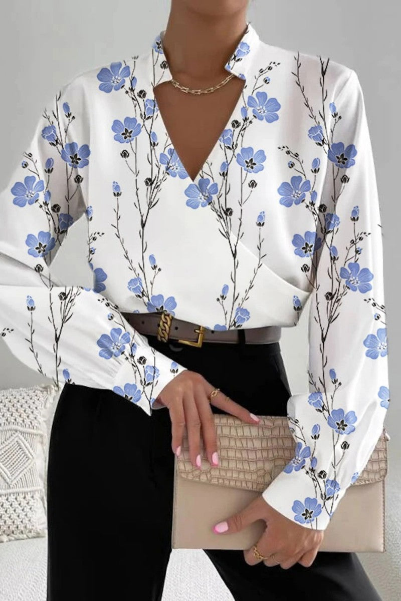 Classic Vintage Blouse with a Flattering Fit