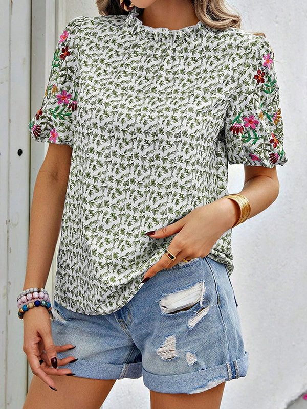 Elegantly Styled T-Shirt for Everyday Wear