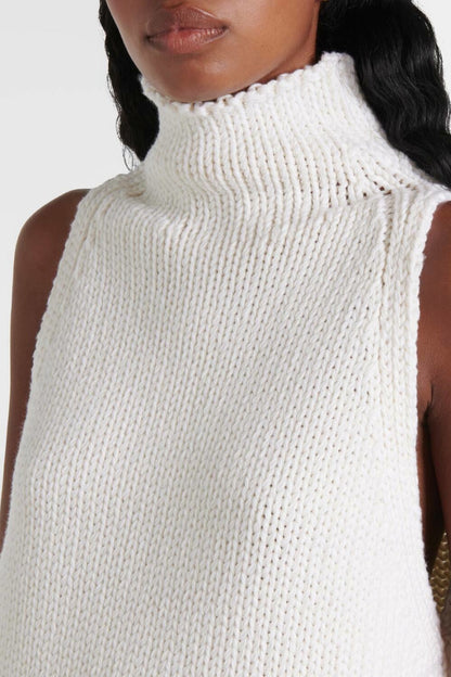 Beautifully Crafted Top in a Classic Style