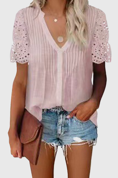 Effortlessly Elegant Top with a Timeless Design