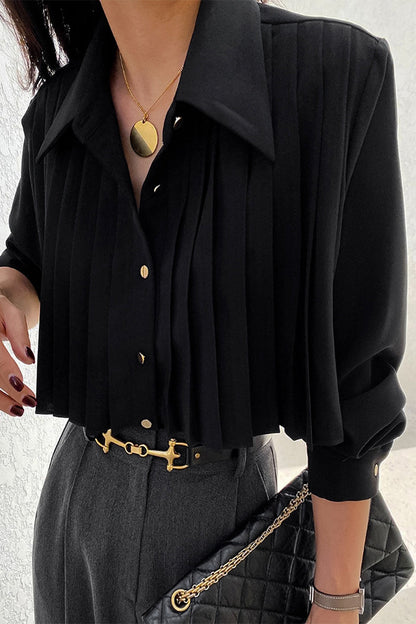 Classic Vintage Blouse with a Flattering Fit