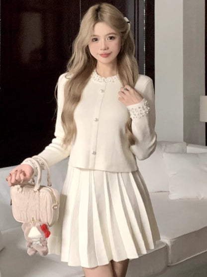 Polished Top with an Effortless Classic Look