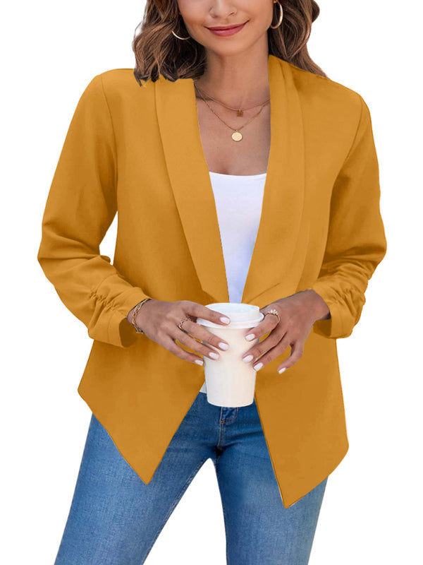 Beautifully Finished Coat in a Timeless Design