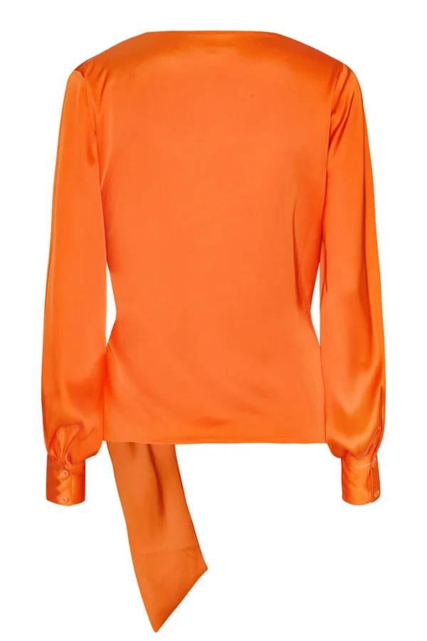A Vintage Style Shirt with Delicate Timeless Details
