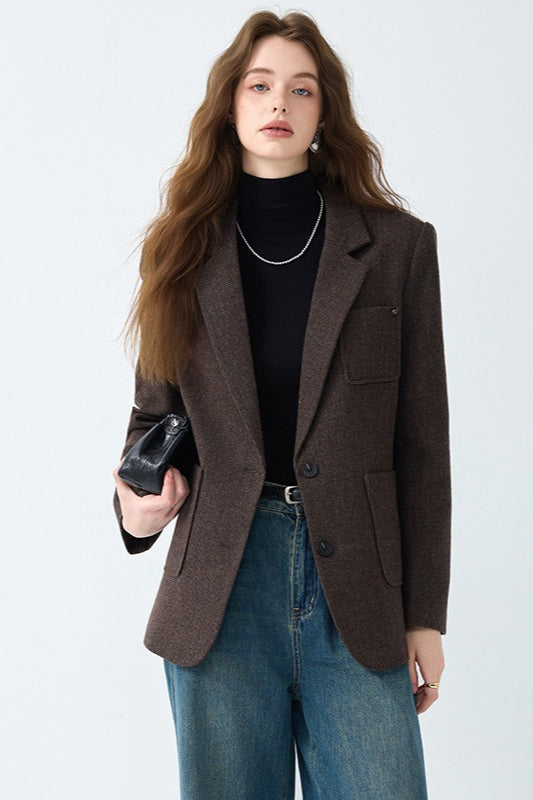 Well Tailored Garment with a Graceful Silhouette