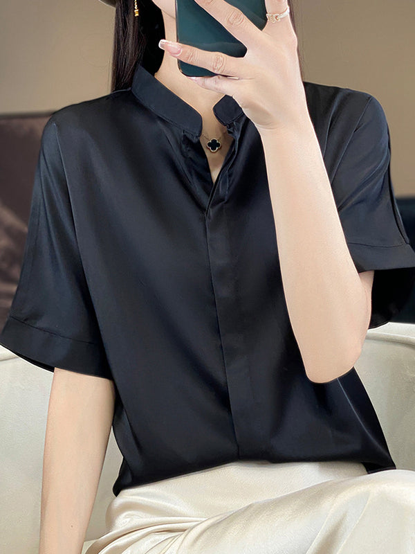 Beautifully Finished Blouse in a Timeless Design