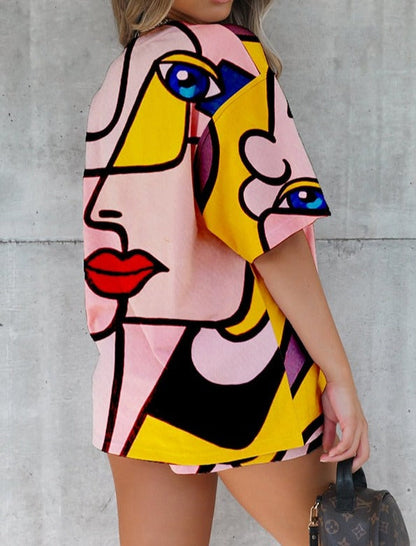 Beautifully Crafted T-Shirt in a Classic Style