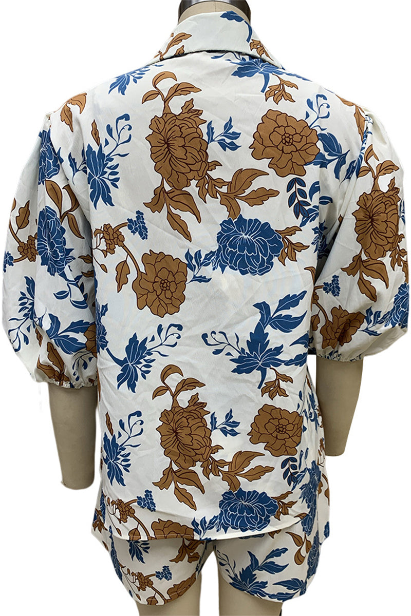 Effortlessly Elegant Garment with a Timeless Design