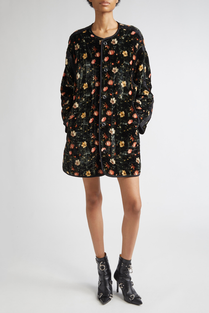 Classic Vintage & Enduringly Stylish Coat