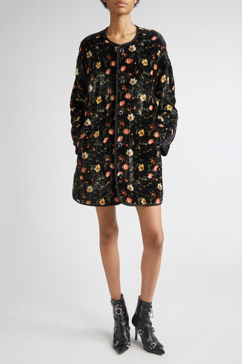Classic Vintage & Enduringly Stylish Coat