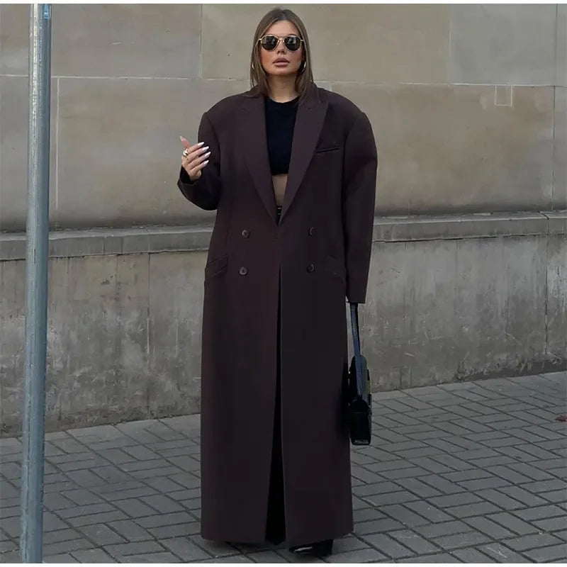Effortlessly Elegant Coat with a Timeless Design