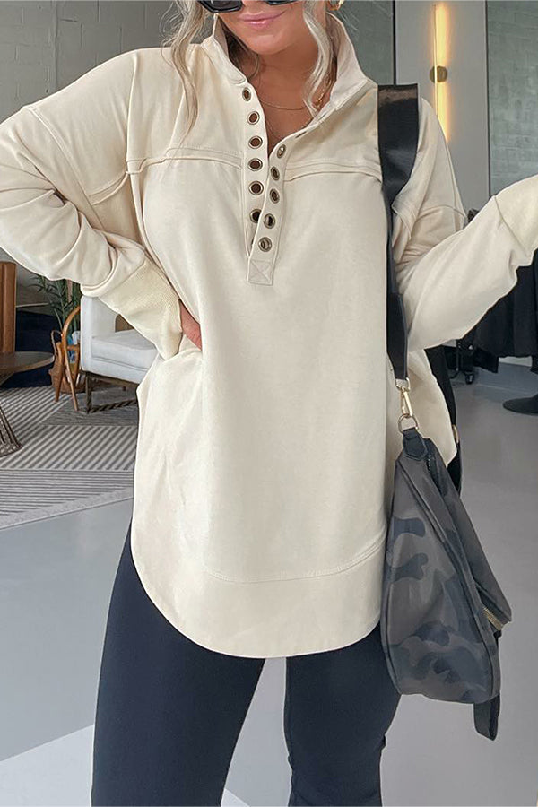 Classic Vintage Pullover with a Flattering Fit