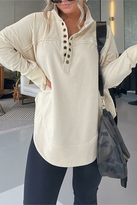 Classic Vintage Pullover with a Flattering Fit