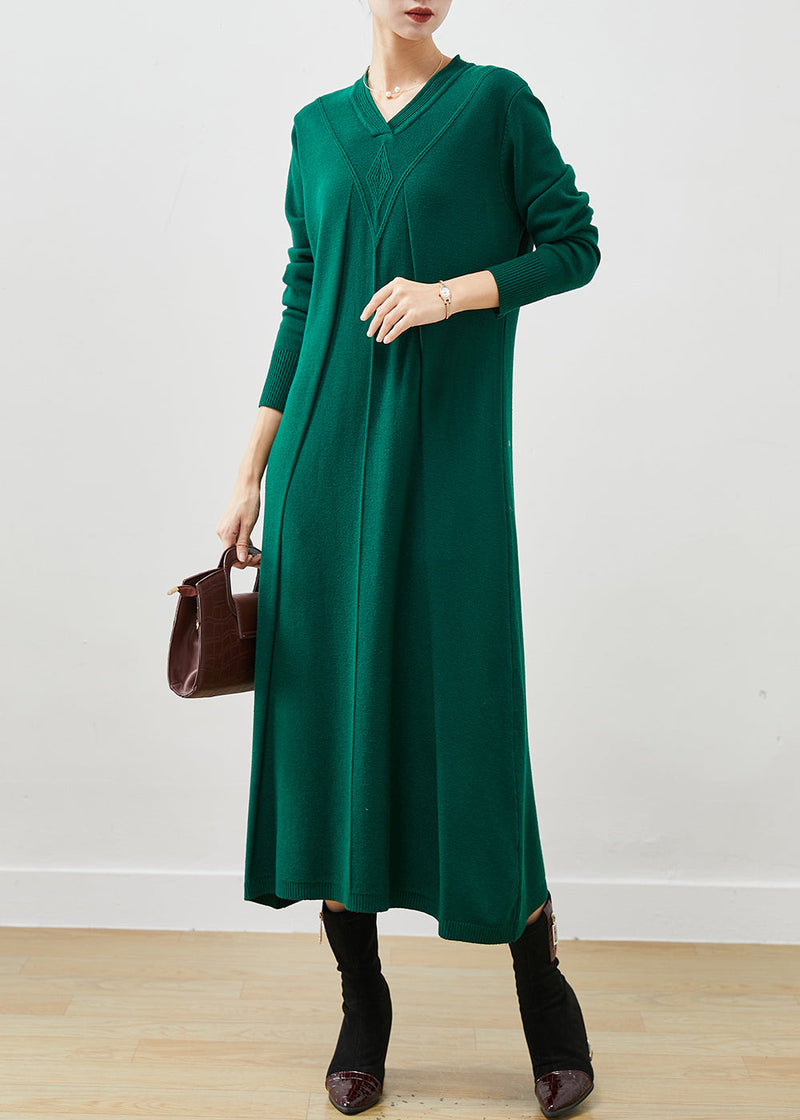 Beautifully Finished Sweater in a Timeless Design
