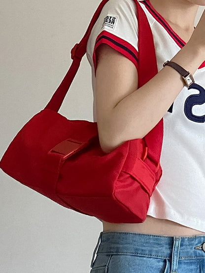 A Vintage Style Bag with Delicate Timeless Details