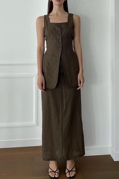 Beautifully Finished Garment in a Timeless Design