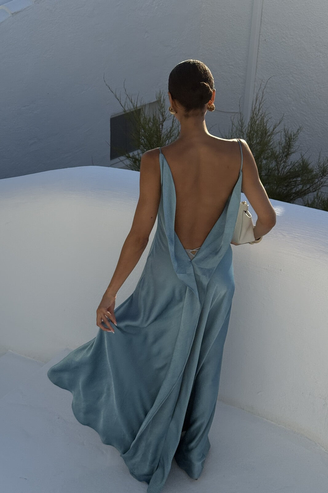 Beautifully Finished Garment in a Timeless Design