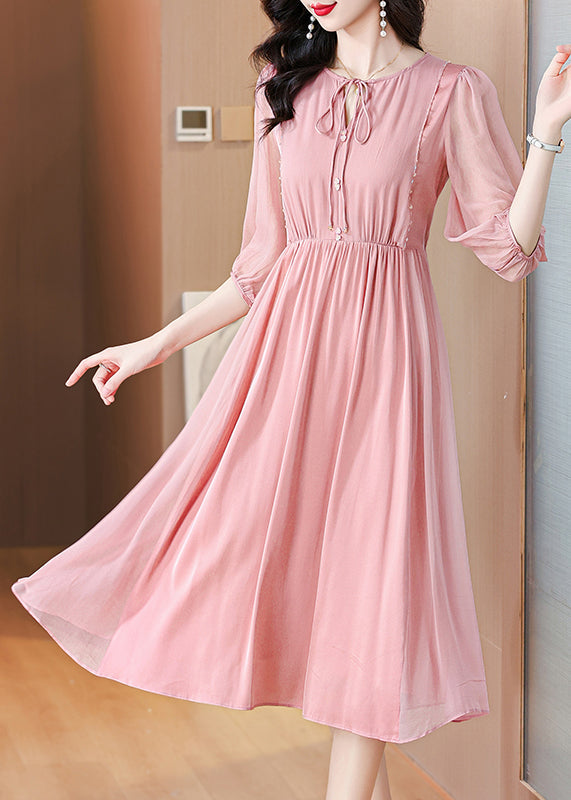 Beautifully Finished Dress in a Timeless Design