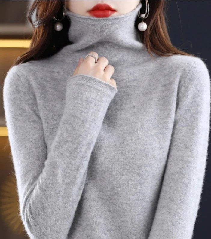 Beautifully Finished Sweater in a Timeless Design
